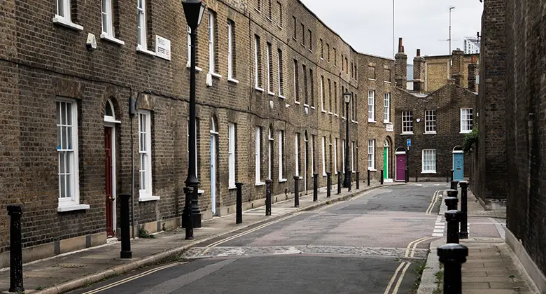 Discovering Old Town, Edinburgh: A Treasure Trove of Properties with ELC Sales and Lettings