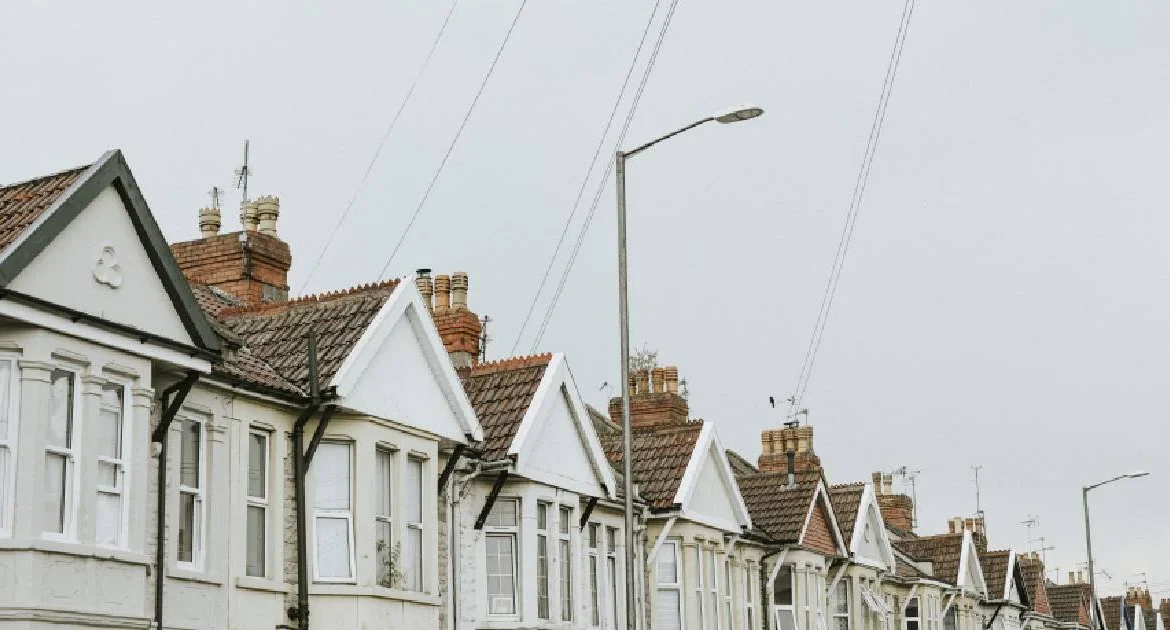 What You Need to Know before buying a Property in Edinburgh